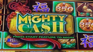 Big Win on a First Spin Bonus on Mighty Cash at Windcreek in Wetumpka!!!