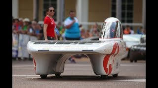 An epic solar car race begin across Australian desert