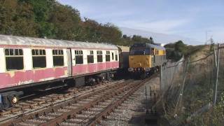 UK 31206 shunts at Rushden station