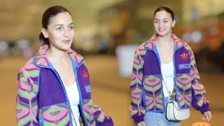 Cute Alia Bhatt Spotted at the Airport | आप और Ranbir Kapoor ही Best Actors है ! 😍📸