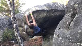 Compresse nez (droite) 7B, Fontainebleau bouldering