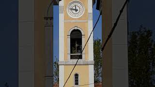 campane di Trieste (Chiesa della Beata Vergine del Soccorso). Distesa festiva