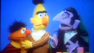 Bert and Ernie: Block Pyramid