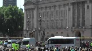 President Obama Arrives At Buckingham Palace