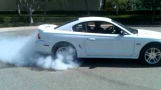 98 Mustang GT burnout