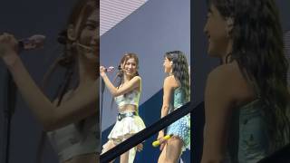 Sana and Jihyo moment in Las Vegas #twice #트와이스