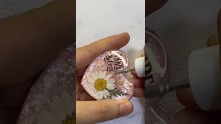 How I got rid of a bubble on a cured resin keychain #resin #diy #resin-problem #resincrafts