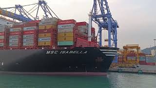 Container ship Berthing In Busan, South Korea #viral #shortsfeed #youtubeshorts #shorts #short