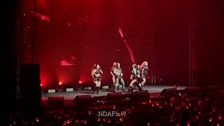 221114 Dreamcatcher - Red Sun | 2022 world tour in Berlin fancam 드림캐쳐 레드선 베를린 직캠