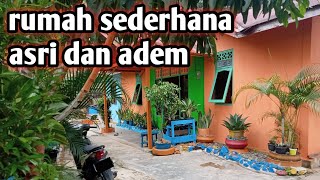 Berkunjung ke rumah yang di hiasi tanaman hias