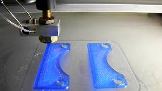 Reprap MendelMax 2 Beta1 3D Printer Printing Fan Mounts