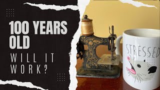 I bought a 100 year old sewing machine!