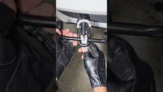 Easy and quick release knot for towing a disabled vehicle #automobile #cocacolaexperiment #fruit