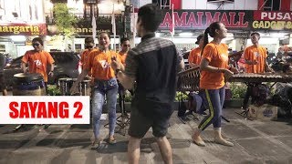 SAYANG 2 / Musik Angklung Malioboro Yogya Makin Digemari