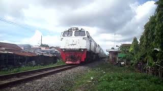 Purowjaya Tambahan Melintasi Pasar Limbangan Cilacap | Livery Bank BJB