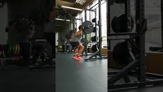 VID 20221108 squat 2/6