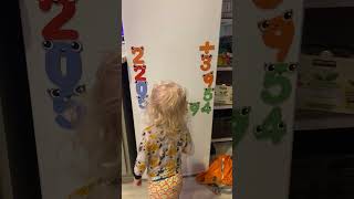 Toddler learning colors with magnets on the fridge 💪❤️