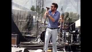 You're Fire - Brett Eldredge - Live - April 18, 2015