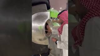 Applying Oud on Hajr Al Aswad!