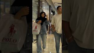 Shopping in Tehran: Iranian Women and Men at the Mall