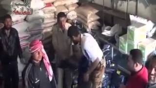 Syria   Free Syrian Army prepare supplies