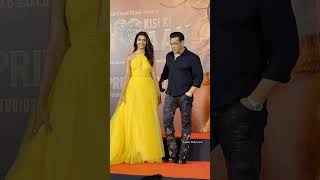 Salman Khan's entry at trailer launch of Kisi Ka Bhai Kisi Ki Jaan #poojahegde #salmankhan #viral