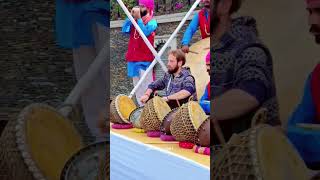 this guy is learning how to play dhol , in this video this guy in Trident Hotel, Udaipur. #trident