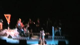 Bjork - Generous palmstroke - Live Arena di Verona 6/6/2003mpg