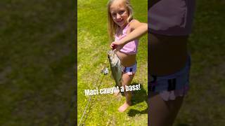 Maci caught a bass! Kids fishing with dad was so much fun | family fishing adventure