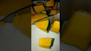 Cuting pumpkin #satisfying #trendingshorts #trendingvideo #trending #viralshorts #viralvideo #shorts