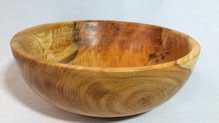 Wood turning - Beautiful Yew bowl