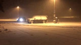 Porsche cayenne turbo snow fun, donuts and drifting