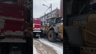 Intense Snow cleaning in Montreal