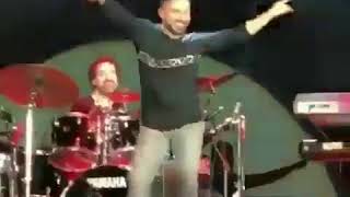 Tarkan'dan Stuttgart Konserinde Çılgın Dans