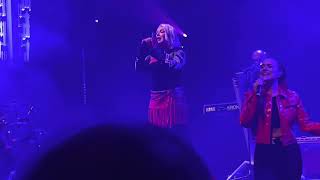 Kim Wilde - Million Miles Away (live in Liverpool, 11 Sep 2022)