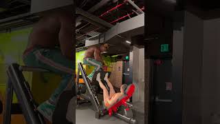 Squatting my man on the leg press #gym #gymgirl #gymmotivation