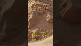 why Sandy soil doesn't hold water well? | vid 76