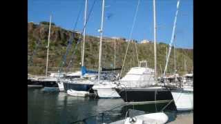 Lonely Guitars - Un paese (di Leonardo Carta dedicata a Castelsardo)