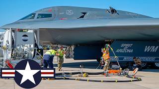 ВВС США: Мощные стелс бомбардировщики B-2 Spirit во время военных учений в Австралии.