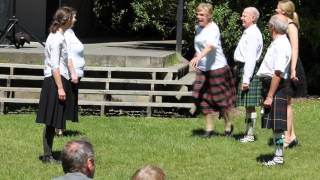 Flowers of Edinburgh performed by the Upper Hutt Scottish Country  Dancers