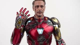 Unboxing Hot Toys Iron Man Battle Damaged MK85 Avengers Endgame