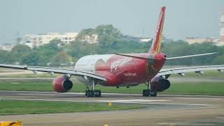 A330 VietjetAir reg VN-A810 taking off rwy 25L VVTS