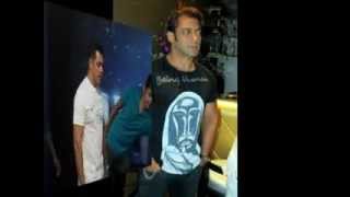 Salman Khan loses temperAV Entertainment Videos