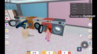 a la machine a laver dans roblox😨🤔😥😘🤩