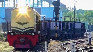 MOMEN KERETA API DI STASIUN BANGIL PASURUAN