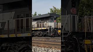 CSX 1853 idling