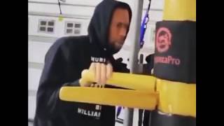 Affion Crockett (King of Comedy) and his Wing Chun Kung-Fu, Wooden Dummy training