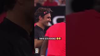 Doubel is Dangerous // Roger Federer 😂😂😂