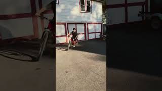 @Toast_24 crashes on a bike