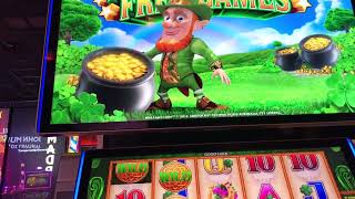 Slot Machine Big Hits/Bonus Play Action